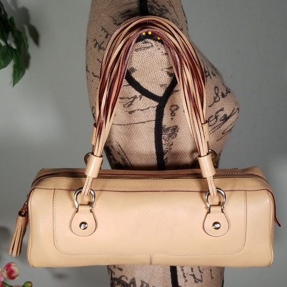 kate spade Handbags - Kate spade Leather Bag